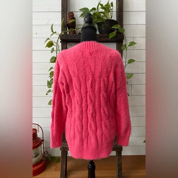 Lucky Brand: Pink Fuzzy Cable Knit V Necklace Sweater - Picture 12 of 17